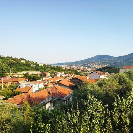 Freedom House Apartment La Spezia Bagian luar foto