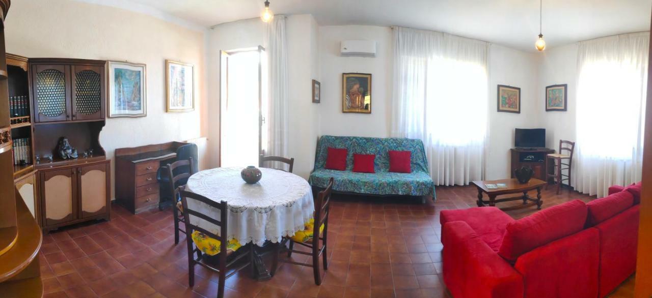 Freedom House Apartment La Spezia Bagian luar foto
